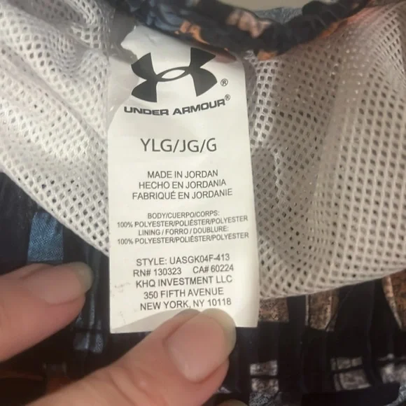 NWT Boys Under Armour Swim Trunks Size Youth Large - Picture 5 of 13